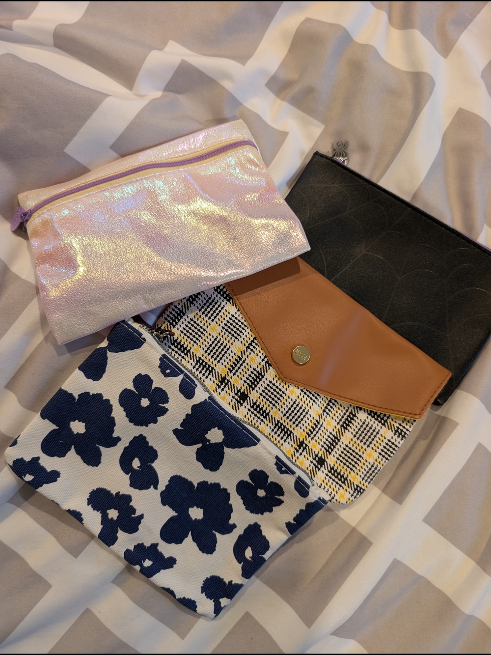 Lot Of 4 IPSY Makeup Bags